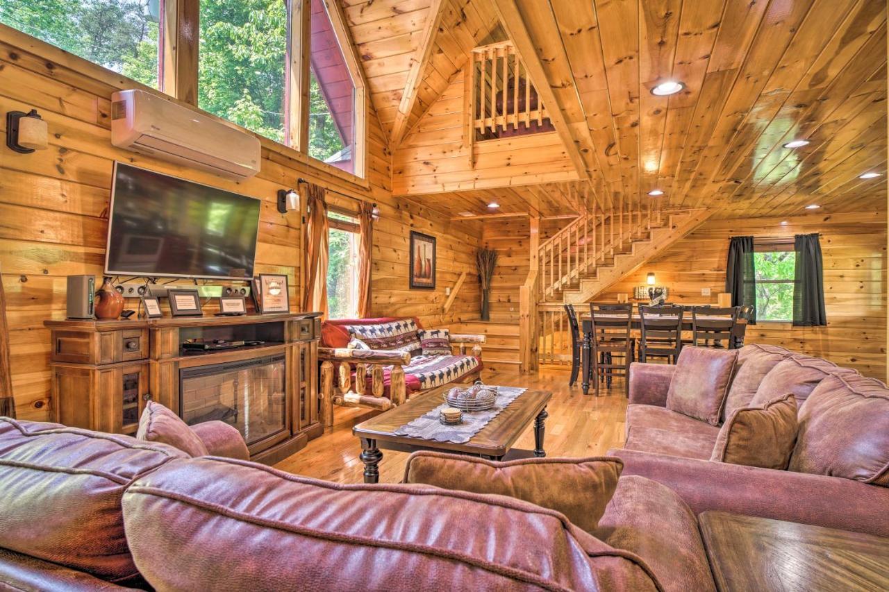 Pigeon Forge Cabin Sauna, Saltwater Pool And Views! Sevierville Eksteriør billede