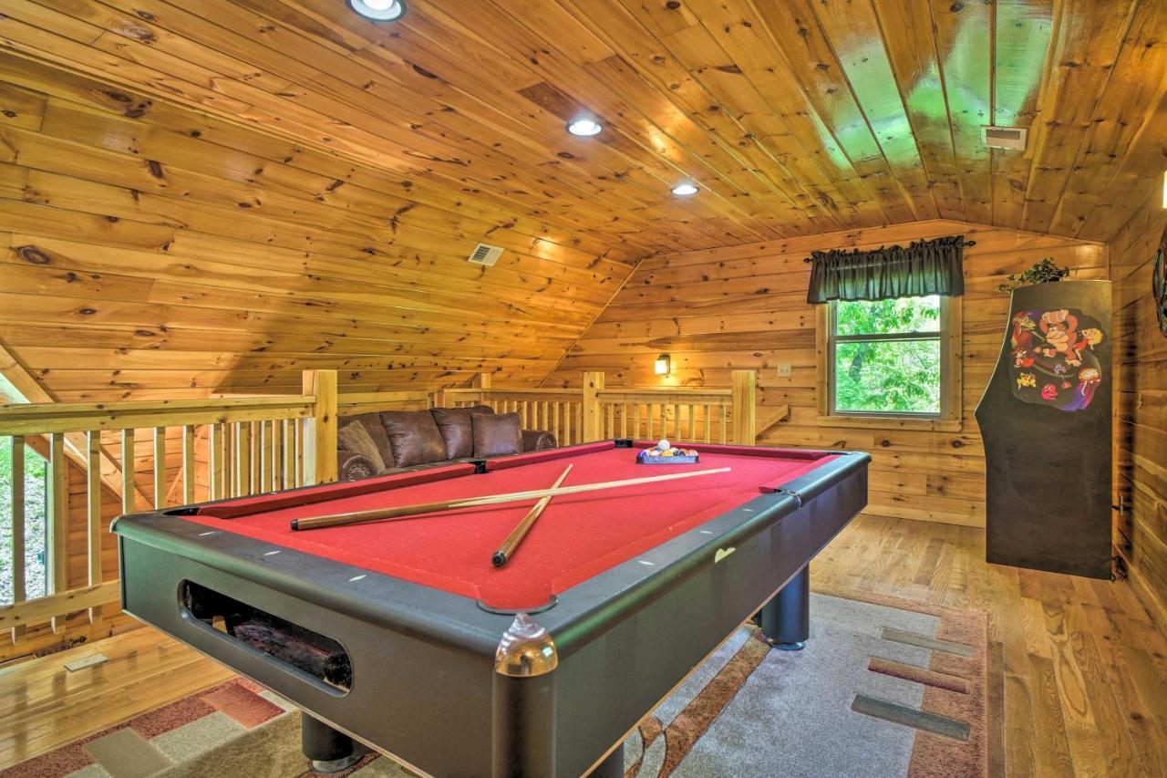 Pigeon Forge Cabin Sauna, Saltwater Pool And Views! Sevierville Eksteriør billede