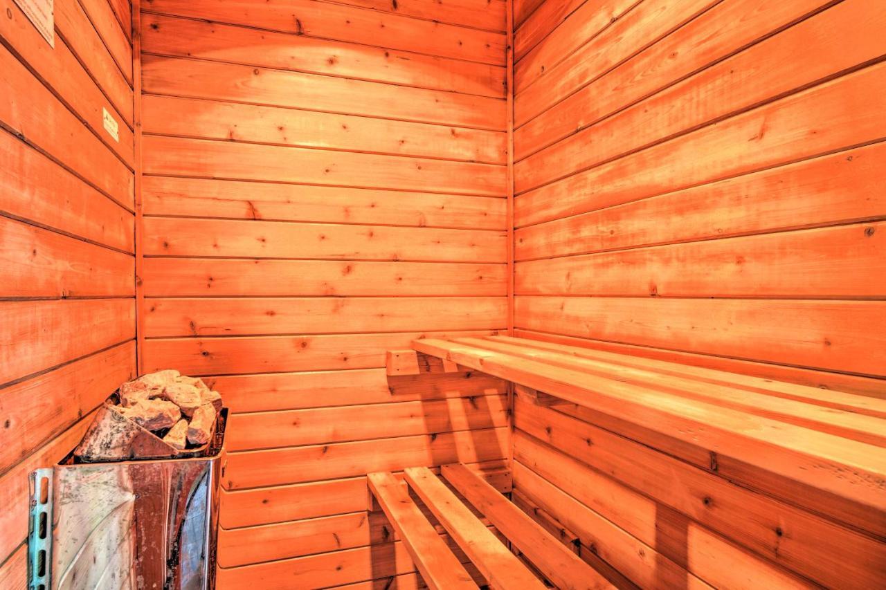 Pigeon Forge Cabin Sauna, Saltwater Pool And Views! Sevierville Eksteriør billede