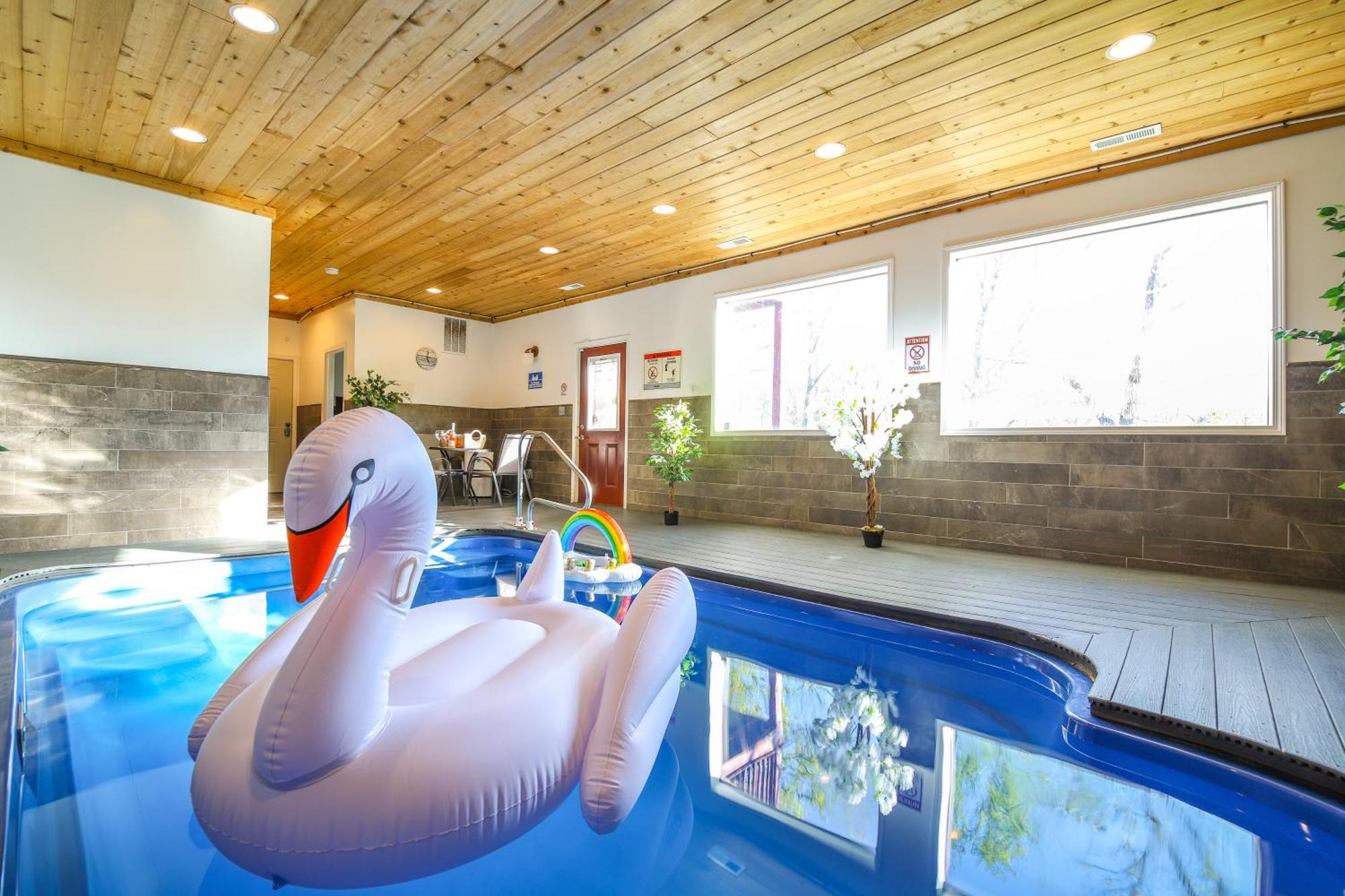 Pigeon Forge Cabin Sauna, Saltwater Pool And Views! Sevierville Eksteriør billede